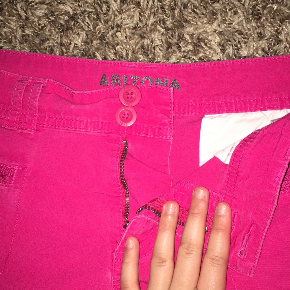 Pink shorts - Picture 4 of 4